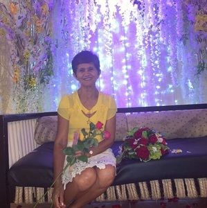 Meet your Posher, Paulita